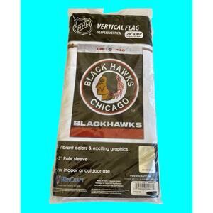 NHL Chicago BlackHawks Vertical Indoor/Outdoor Flag 28”x40” Unopened Package
